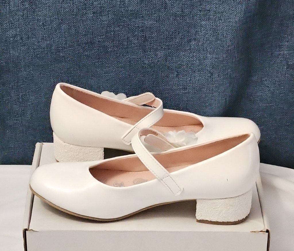 Olive & Edie Girls White Patent Heidie Pump Size 2 | Sparkly Glitter Heel Mary J