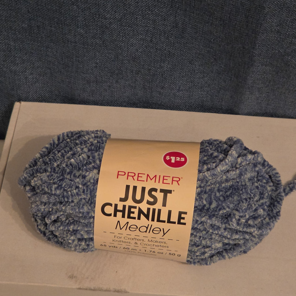 Premier Just Chenille Medley Yarn Navy Blue Lot 202 Bulky 5 Polyester