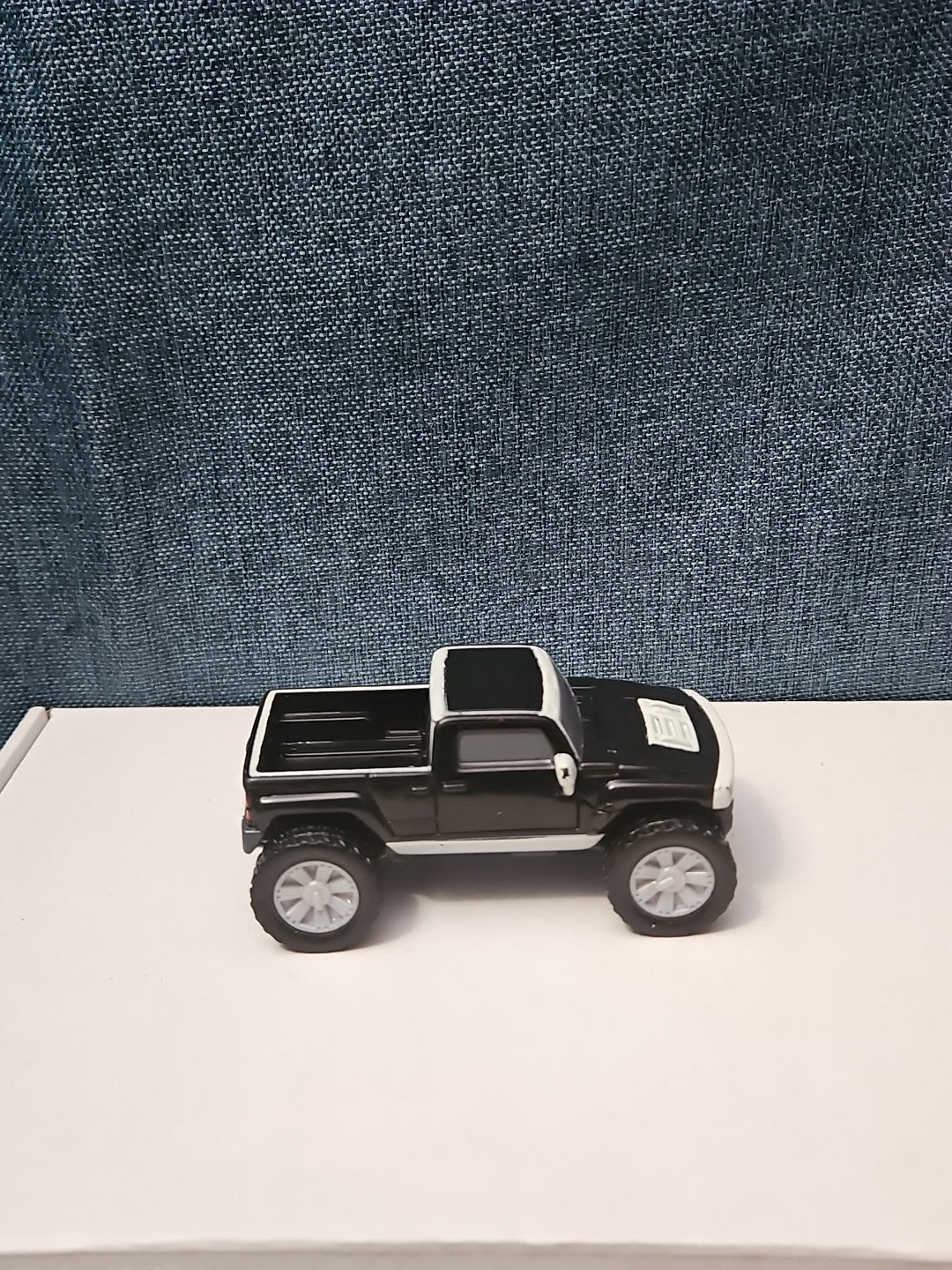 McDonald's Hummer H3T Toy Truck | 2006 Happy Meal Friction Car | Black & White