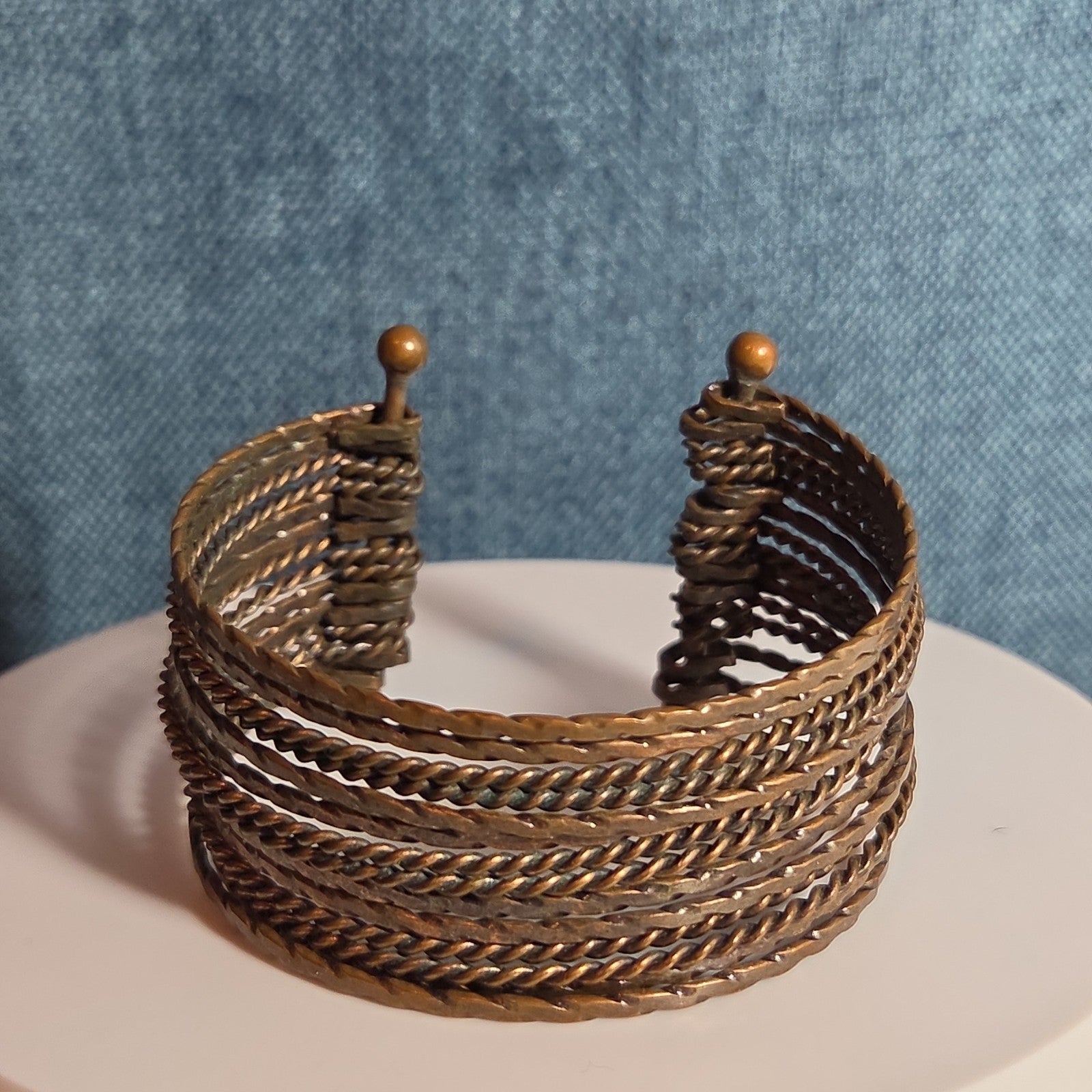 Brassy Color Dingle Hingled Bracelet Unmarked  14 Layers Dingle Together