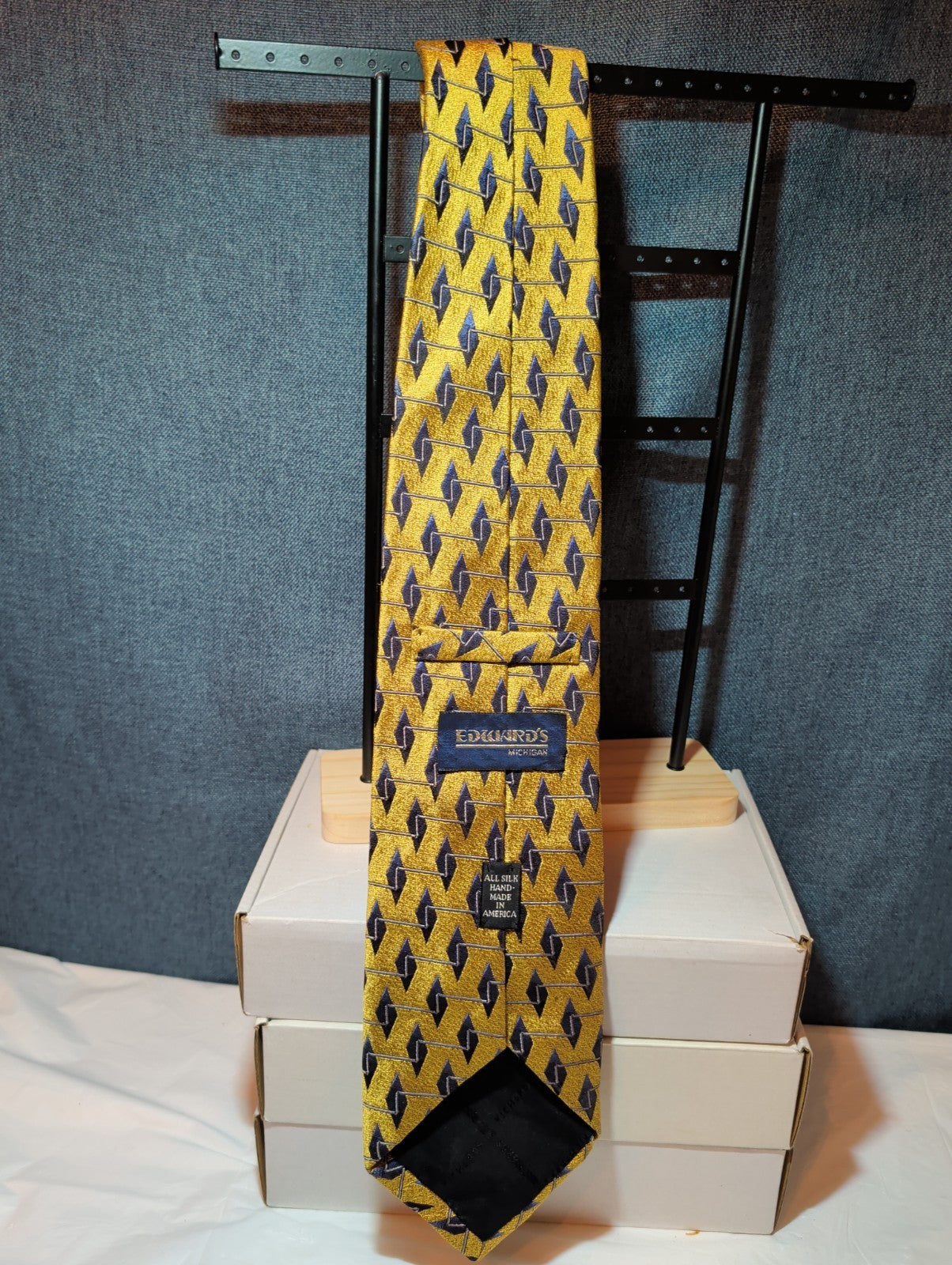 Vintage Edwards Michigan Silk Tie Gold Geometric Art Deco Men's Necktie 59"
