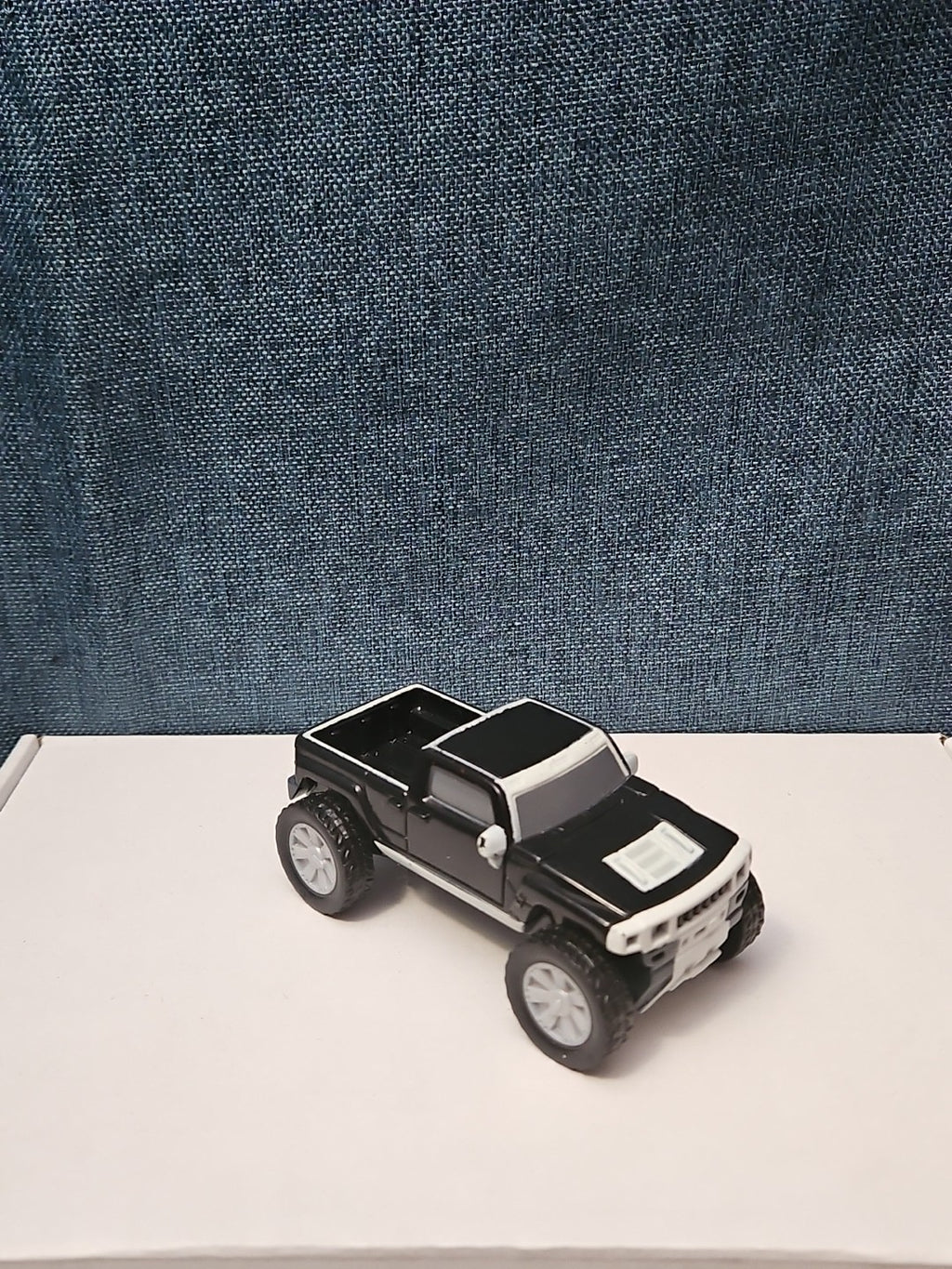 McDonald's Hummer H3T Toy Truck | 2006 Happy Meal Friction Car | Black & White