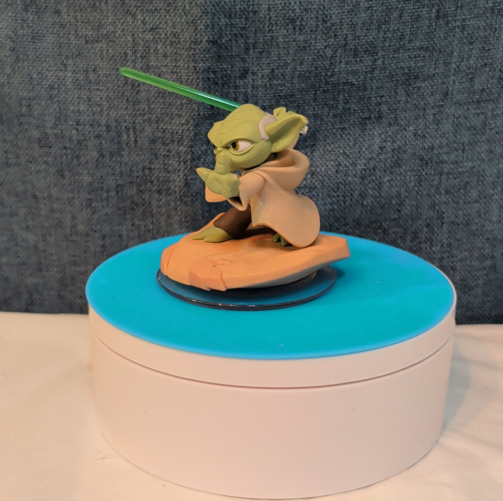 Disney Infinity Yoda Star Wars PVC Figure Loose PreOwned INF-1000202