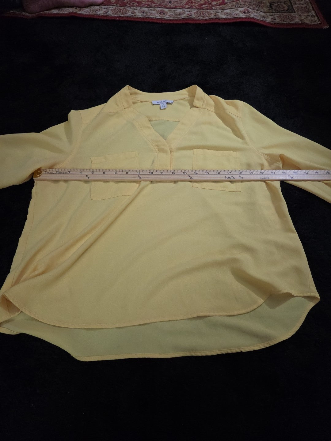 Nine West Petite XL PXL Yellow V-Neck Blouse Career Long Sleeve Pockets Popover