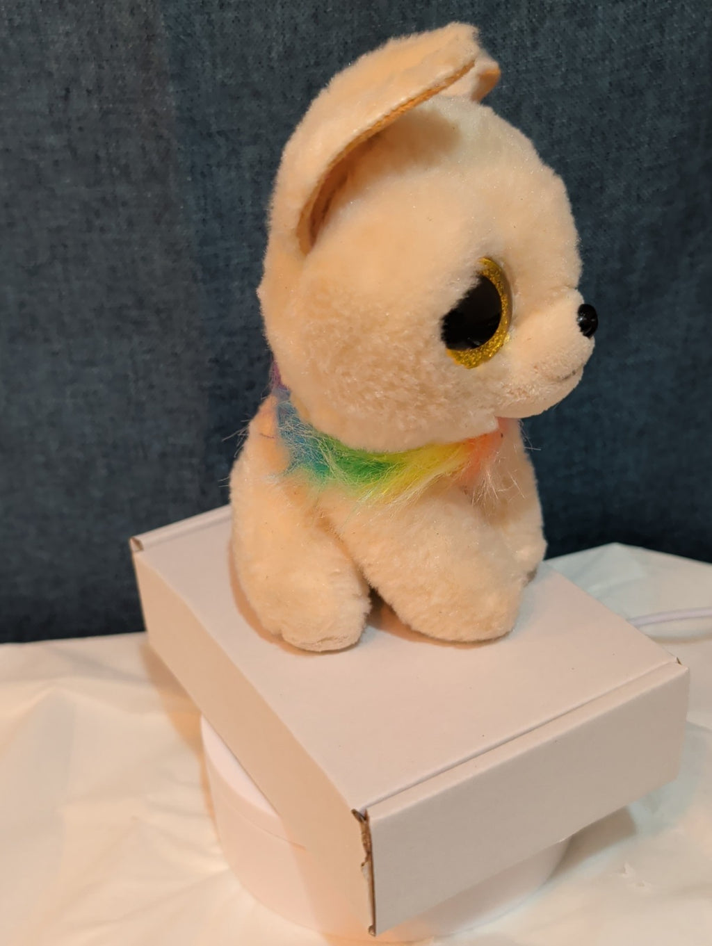 Ty Beanie Boos Chewey Chihuahua Rainbow Collar Gold Glitter Eyes 6" Plush