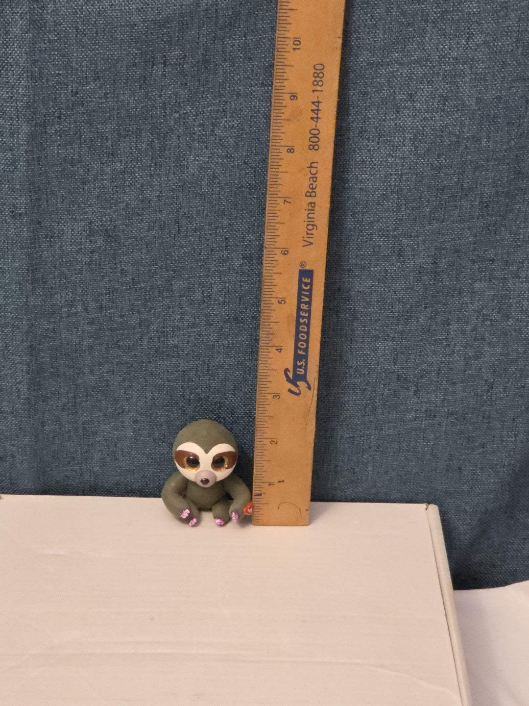 TY Mini Boos Series 4 Dangler The Sloth Figure | 2" Flocked Collectible | Glitte