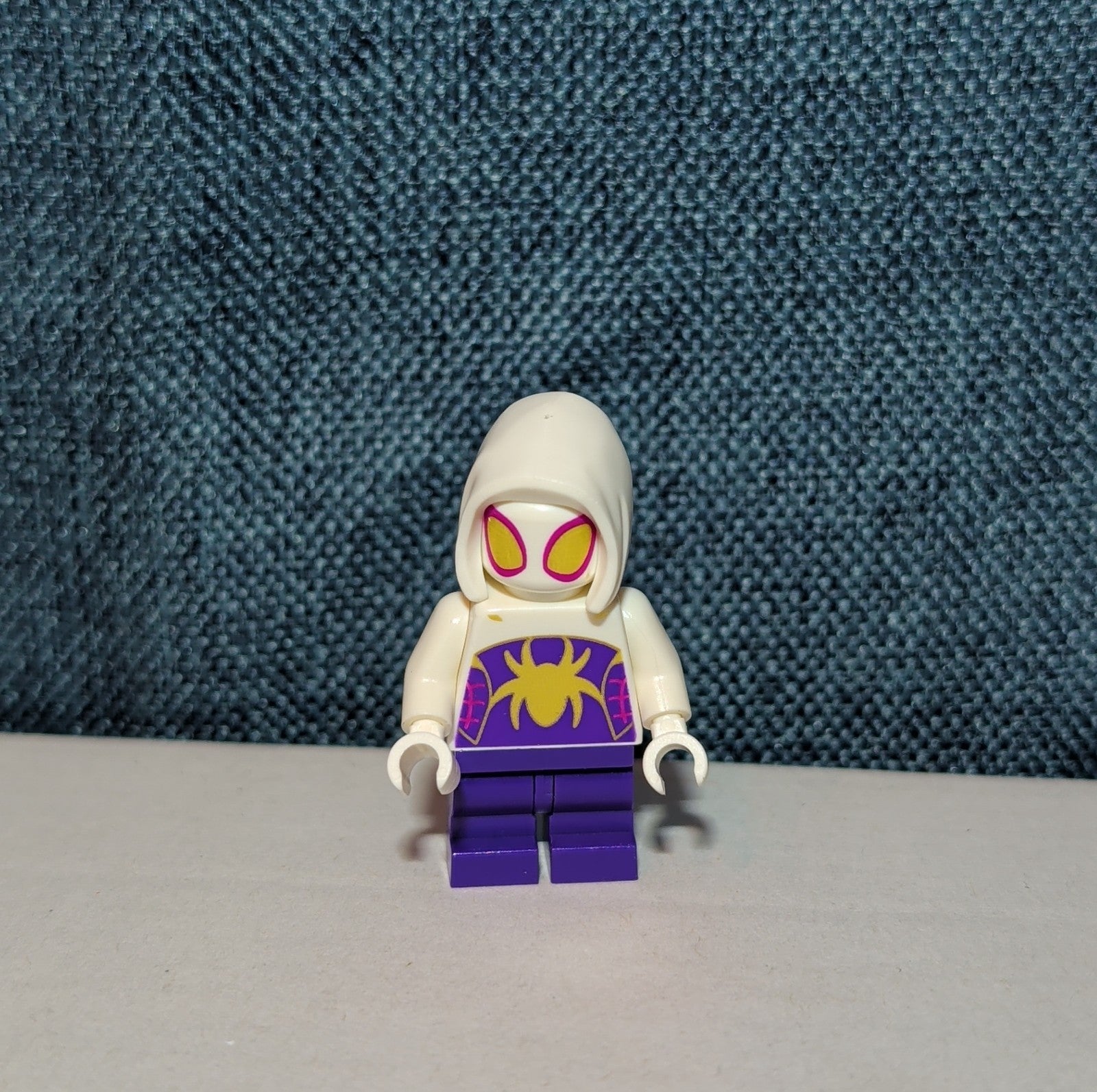 LEGO Marvel Ghost Spider Minifigure Gwen Stacy Kids Custom Sitting Toy Used