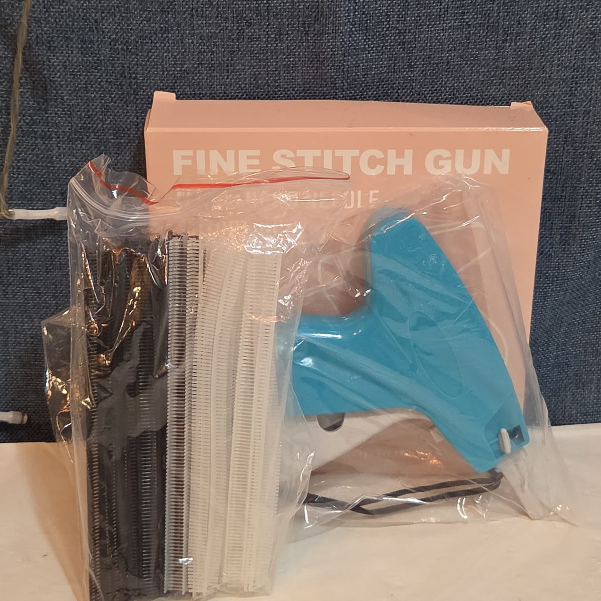Fine Stitch Tagging Gun Micro Needle Fastener Clothing Tool Blue New OB