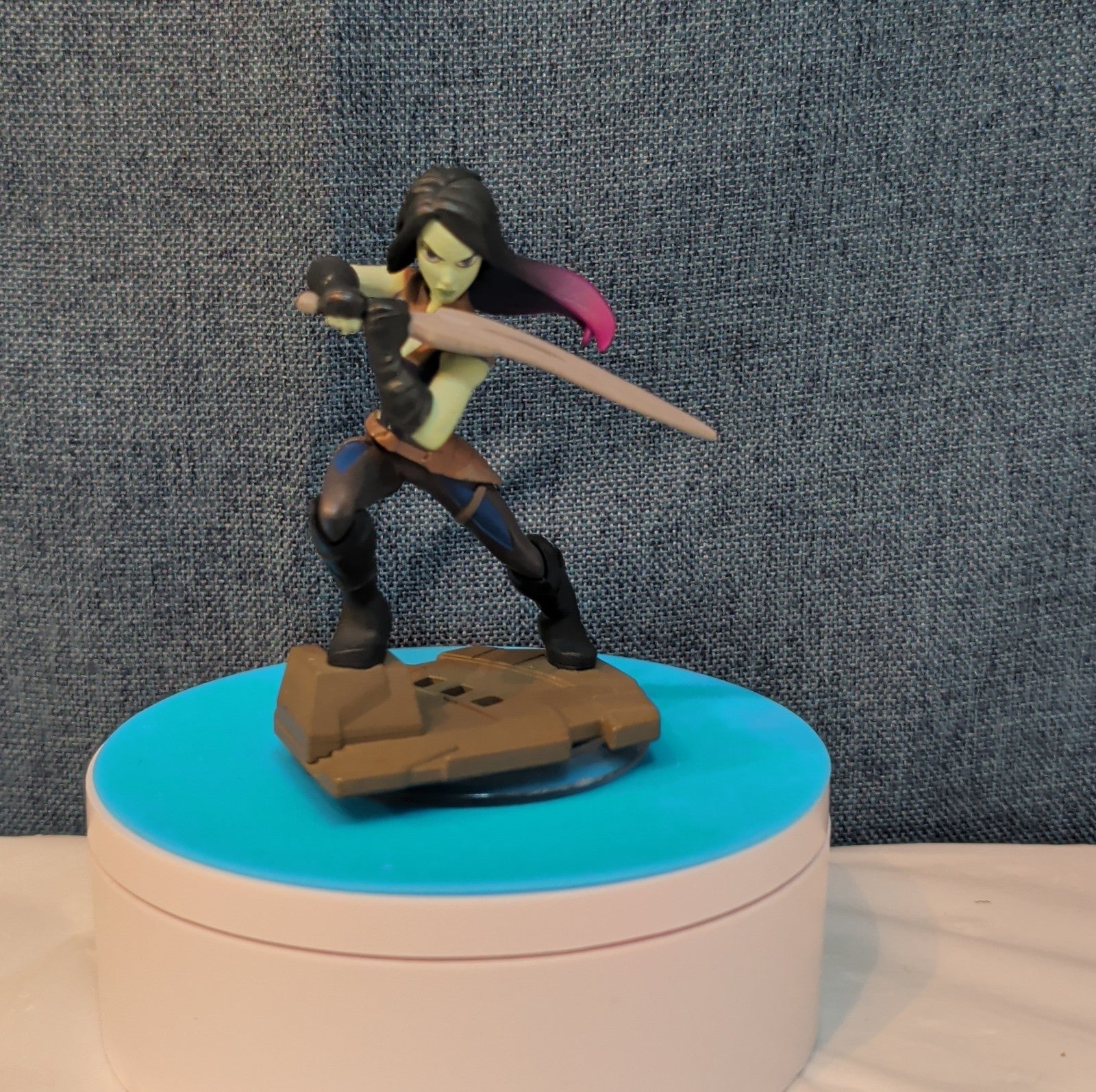 Disney Infinity 2.0 Gamora Guardians of the Galaxy PVC Figure Loose
