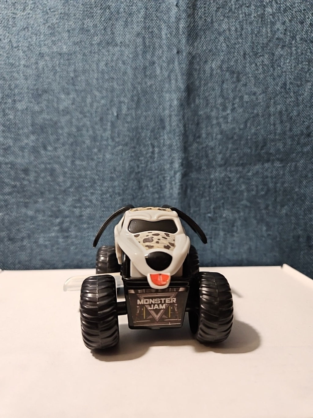 3-Piece Monster Truck Set | Hot Wheels Twin Mill & Howlin' Heat