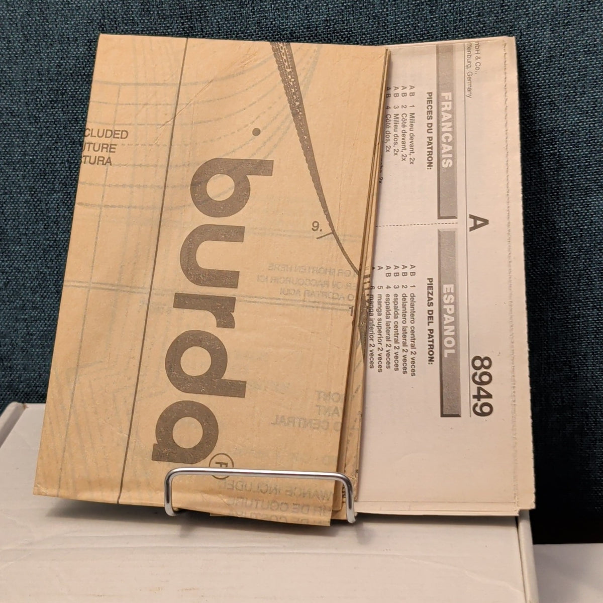 BURDA 8949 Misses Jacket Sewing Pattern | Sizes 8-20 | Easy Chanel Style UNCUT