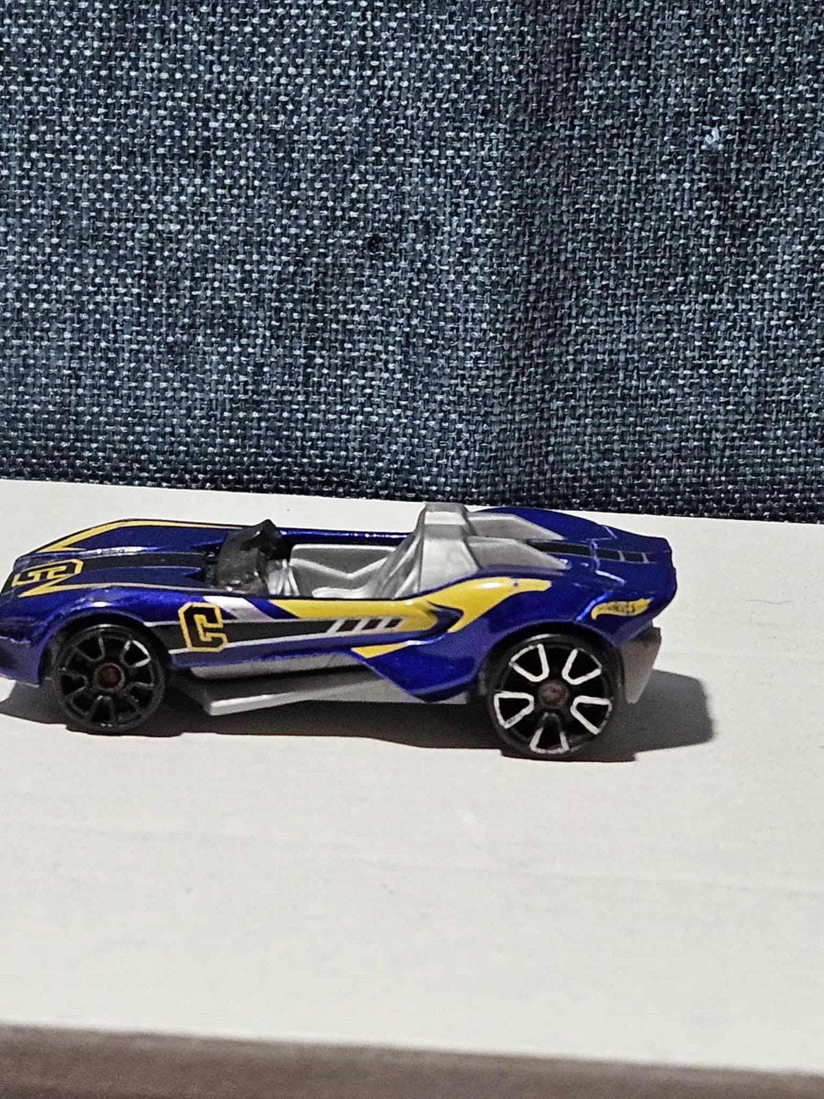 Hot Wheels Carbonic | 2023 Multi-Pack Exclusive Candy Blue | Loose Track Car |