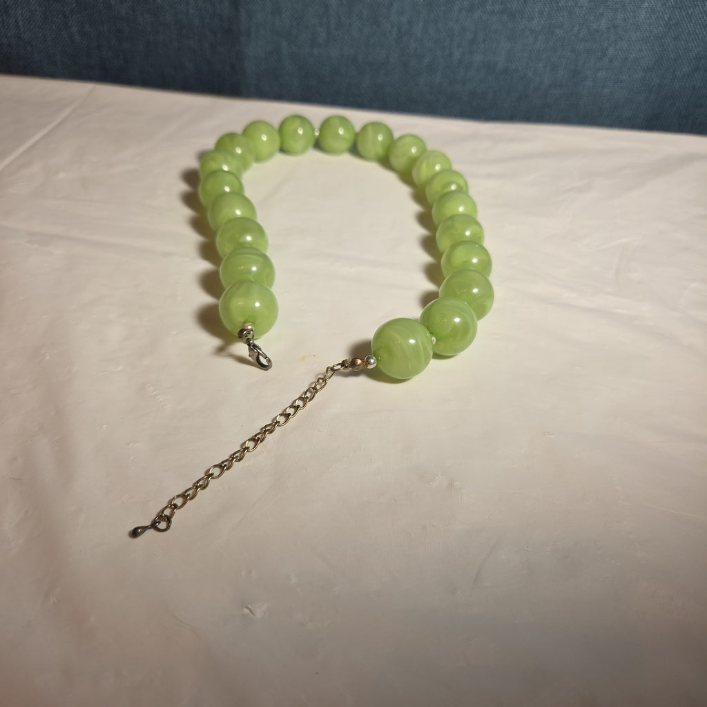 Chunky Bead Necklace Marbled Green Acrylic Retro Y2K PreOwned