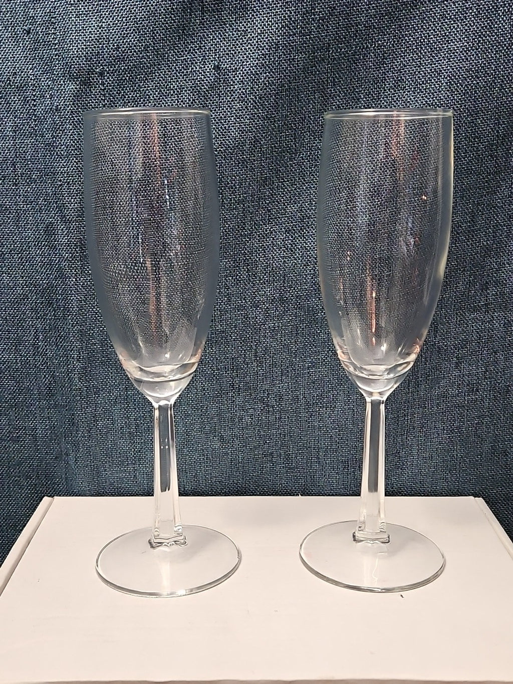 Set of 6 Classic Champagne Flutes | 6oz Trumpet Shape | Elegant Clear Glass Stem