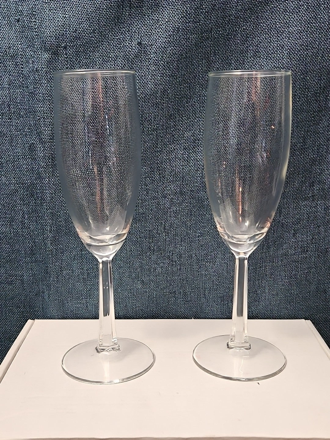 Set of 6 Classic Champagne Flutes | 6oz Trumpet Shape | Elegant Clear Glass Stem