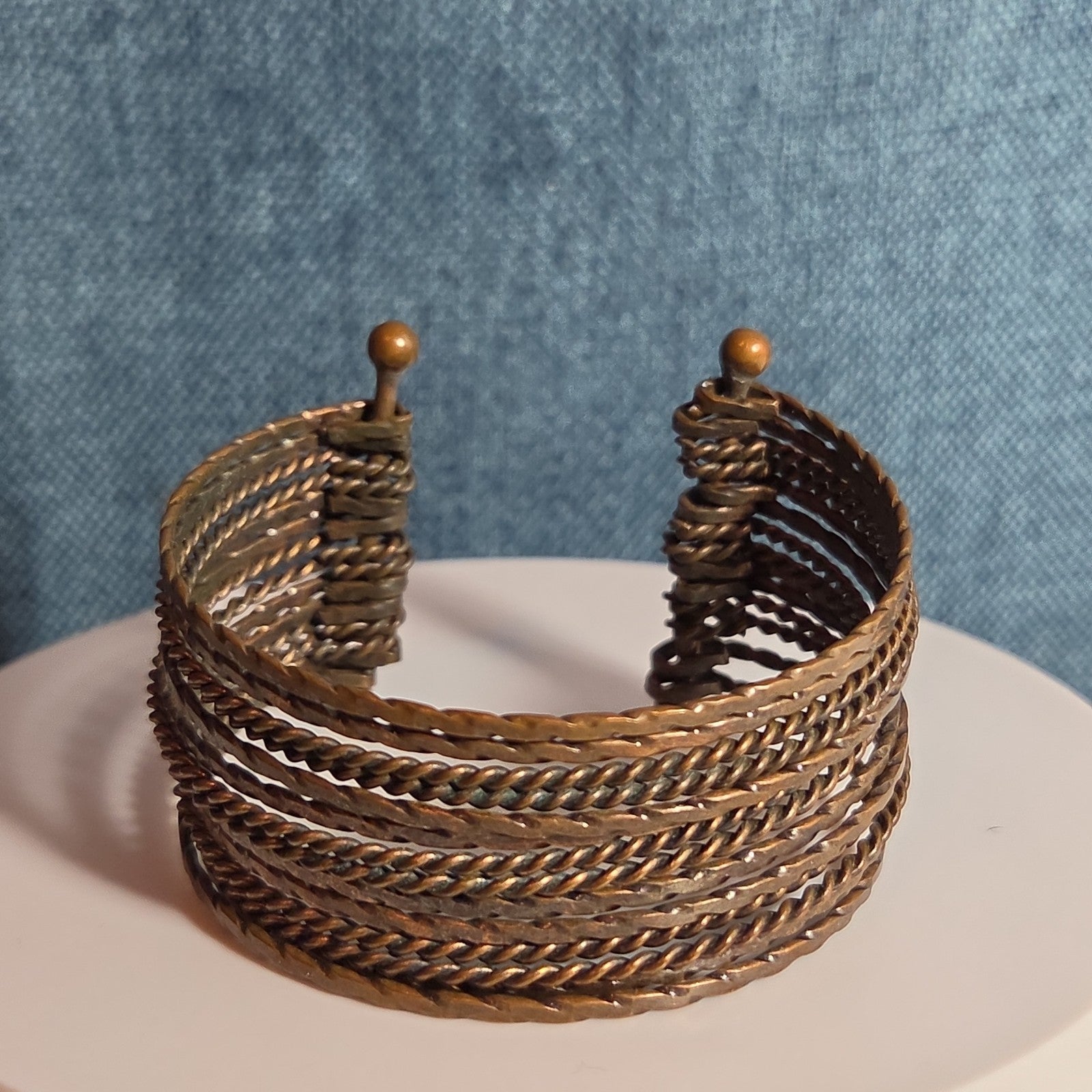 Brassy Color Dingle Hingled Bracelet Unmarked  14 Layers Dingle Together