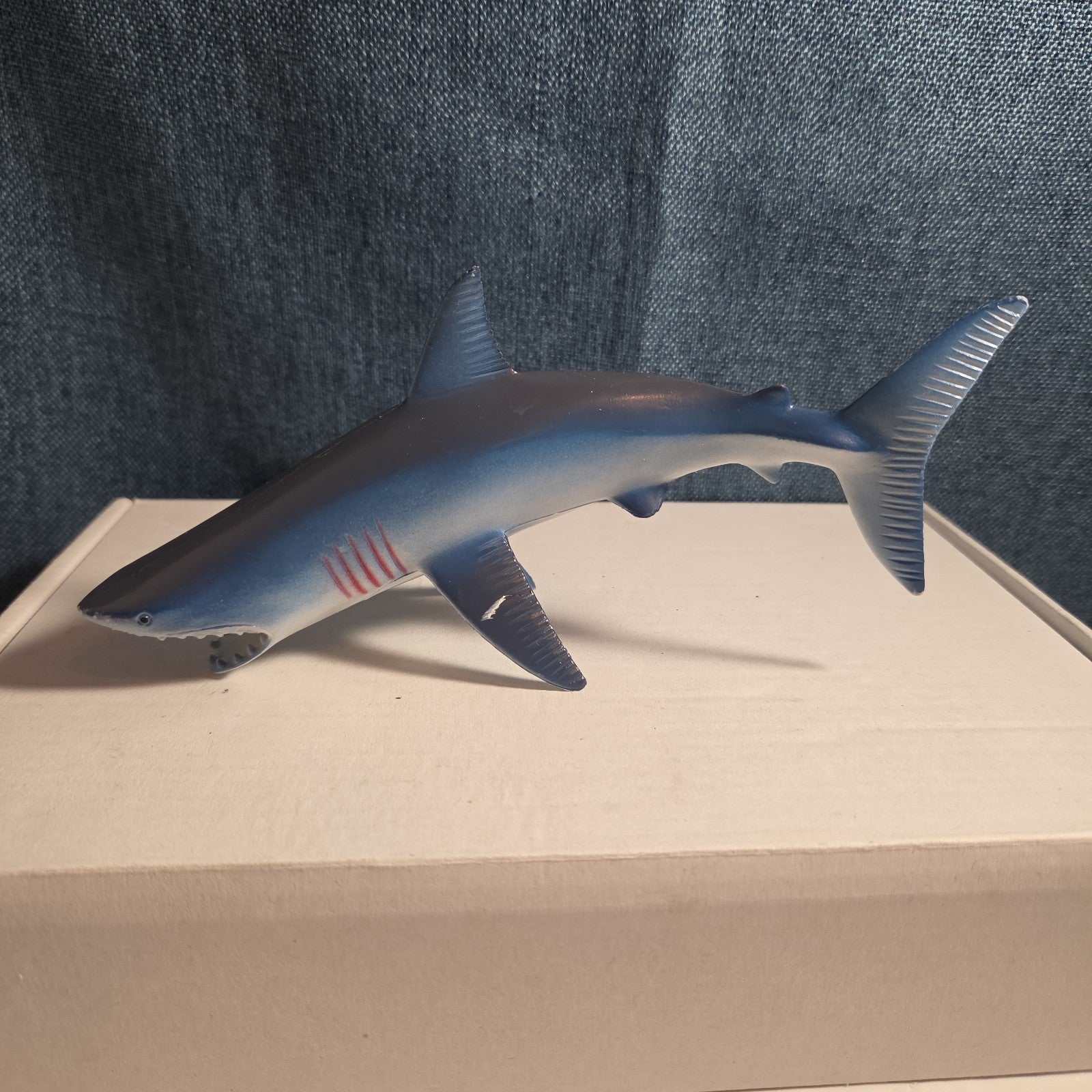 Fun Express Rubber Shark Toy Figure IN1963 Blue Gills Marine Life