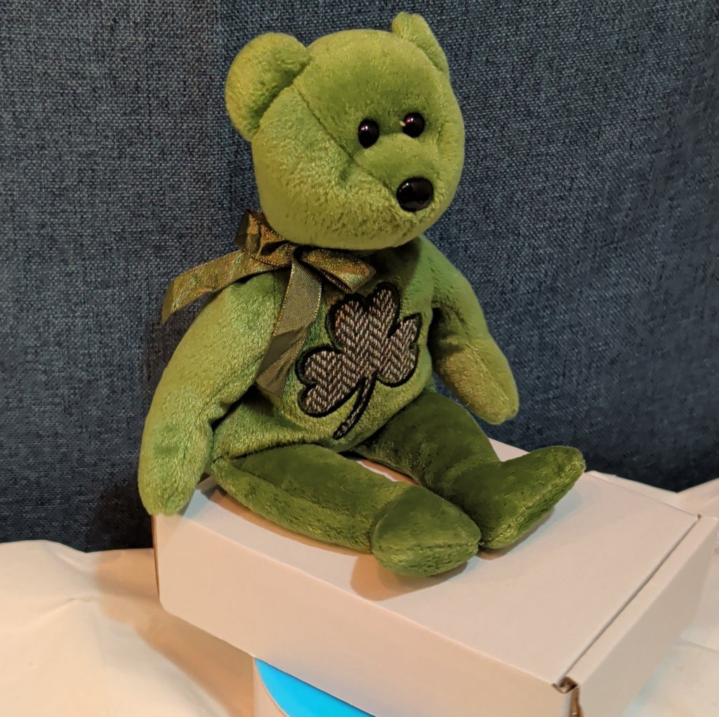 Ty Beanie Baby 2.0 Luckier the Irish Bear Green Shamrock 8" Plush