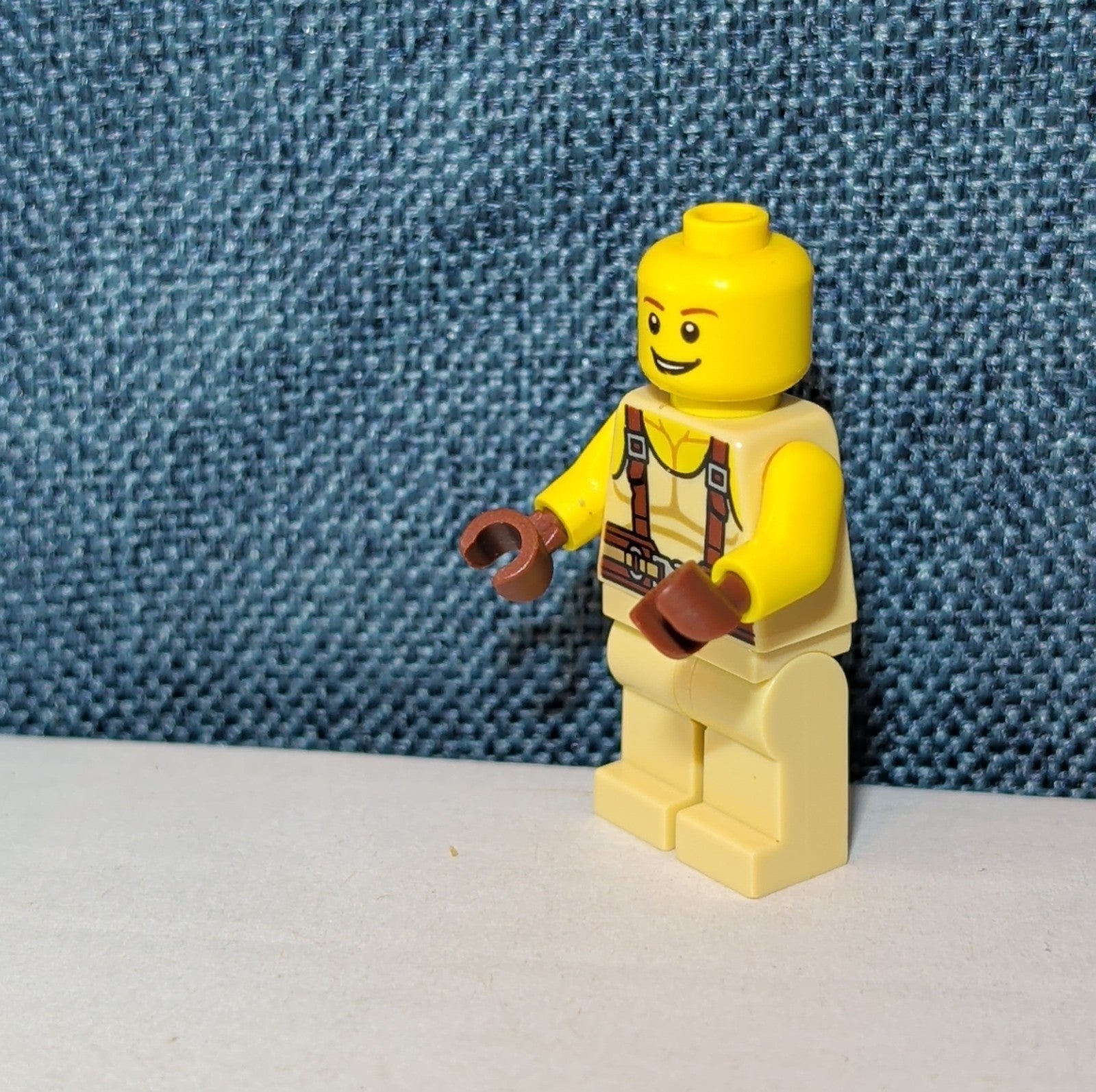 LEGO Movie 2 Minifigure Maddox tlm119 Apocalypseburg Pirate Base Figure