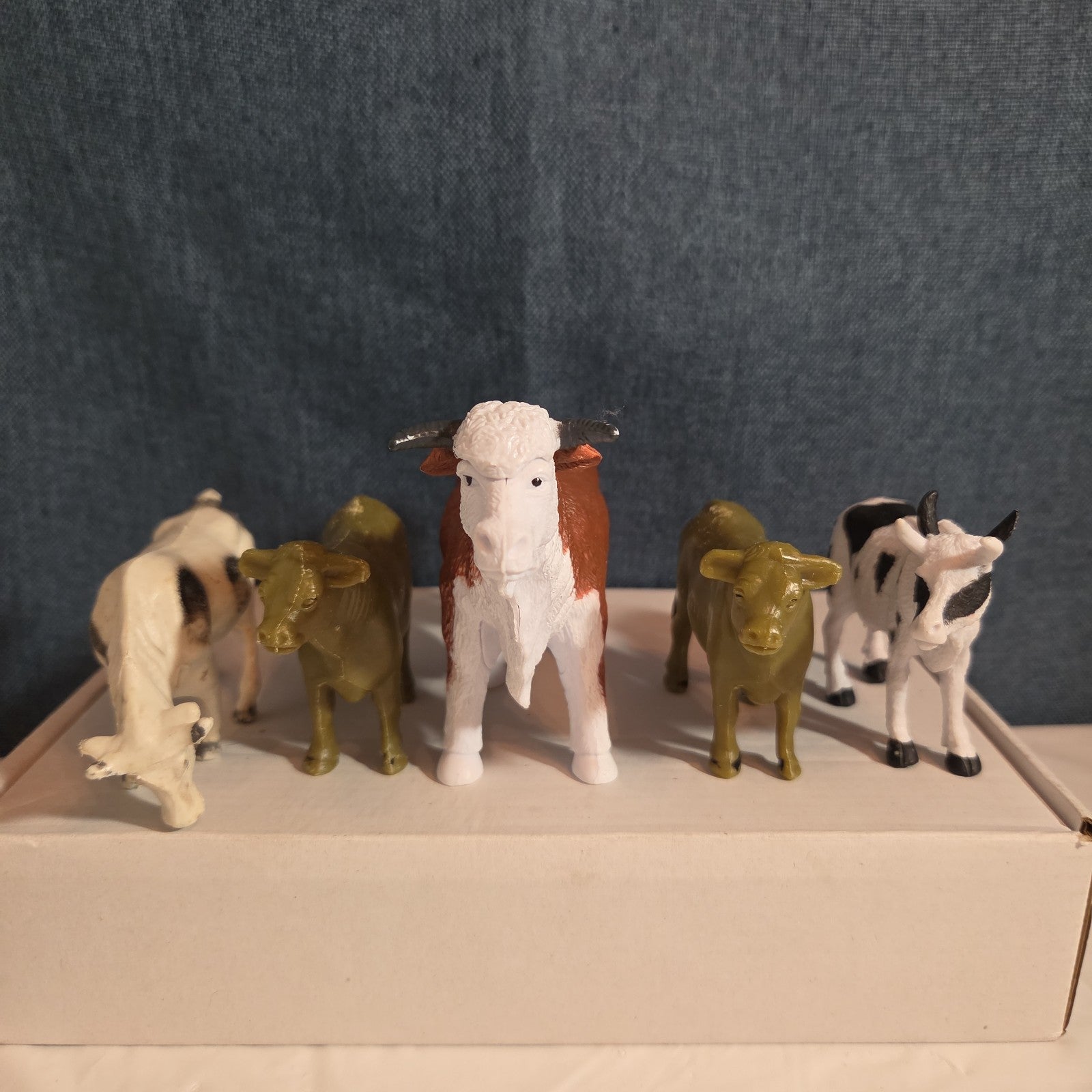 Plastic Animal Figures Toy Lot 24pc Safari Farm Zoo Animals
