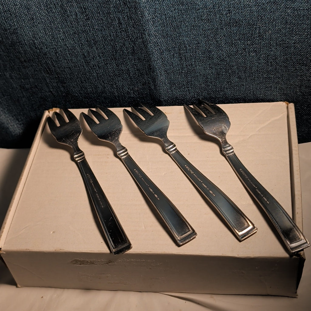 Set of 4 Hampton Silversmiths PORTFOLIO Glossy Salad Forks | 18/0 Stainless 208