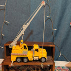 DRIVEN by Battat Standard Crane Truck Yellow Construction Toy