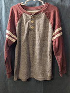 OshKosh B'gosh Boys Shirt Size 7 Henley Raglan Gray Maroon Varsity Stripe