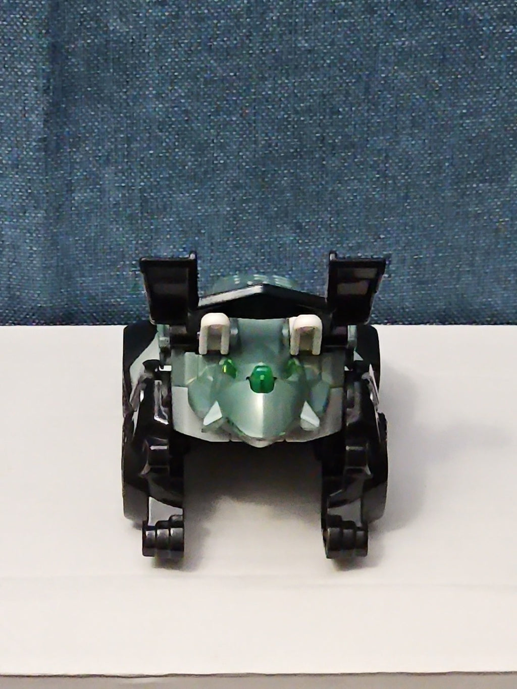 VTech Switch & Go Dinos Turbo Triceratops Transforming Race Car | Friction Motor