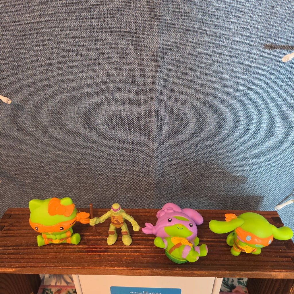 McDonalds Sanrio TMNT Happy Meal Toy Lot 4 Plastic Figures 2025