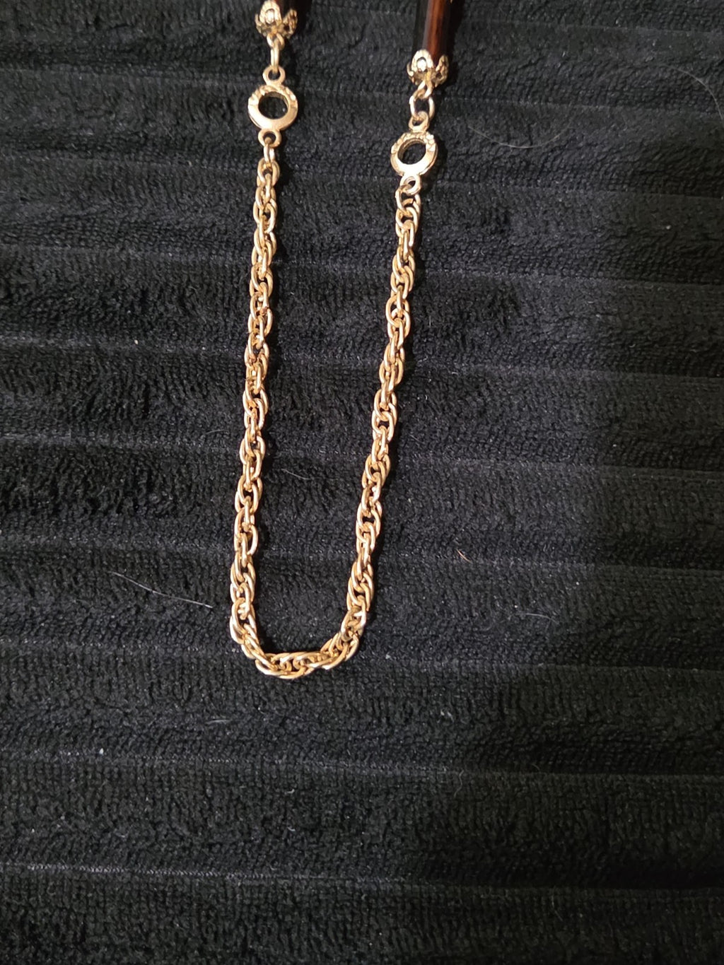 Sarah Coventry Emberwood Long Vintage Necklace 1975 Gold Tone Root Beer Amber