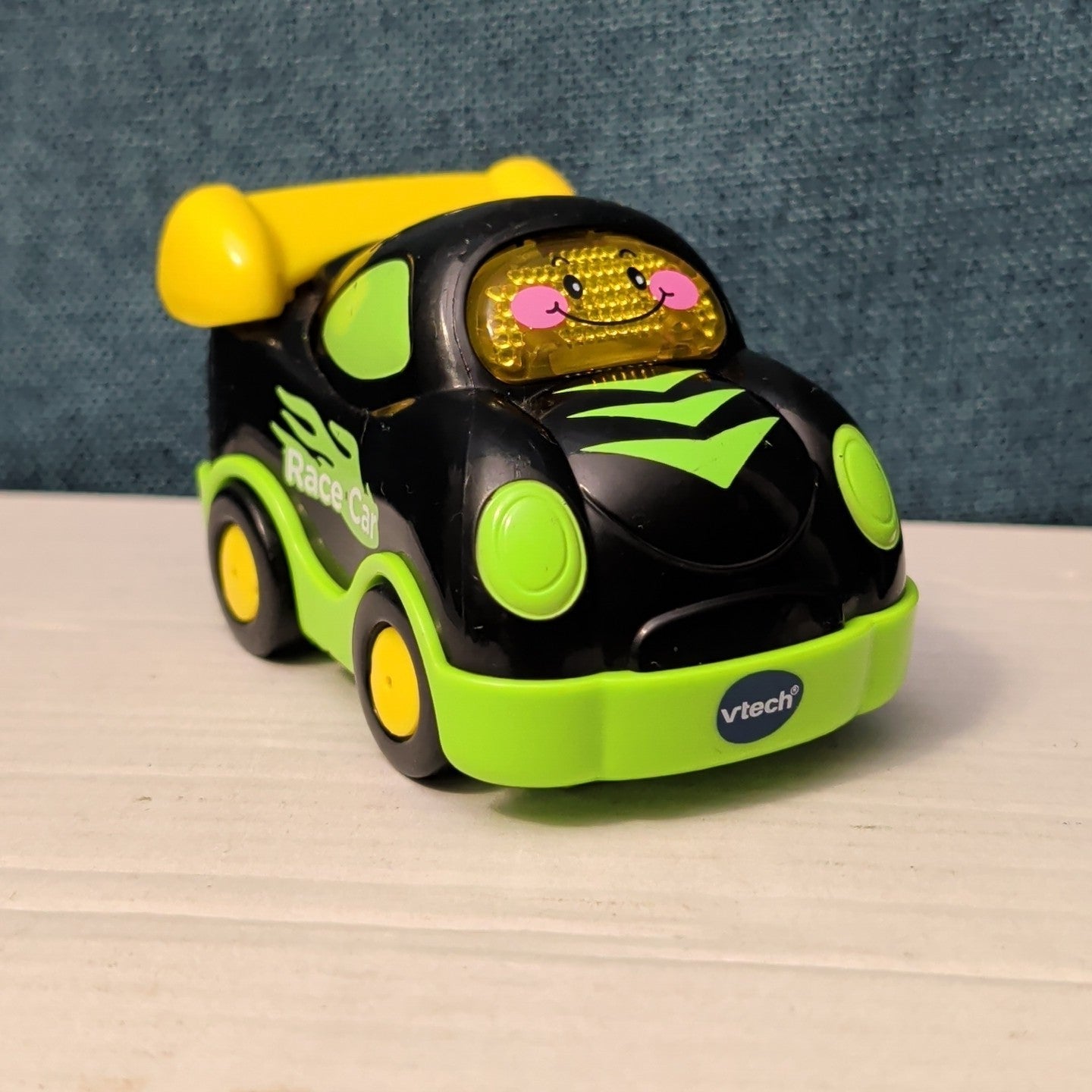 VTech Go! Go! Smart Wheels Race Car | Black & Green | Lights & Sounds SmartPoint