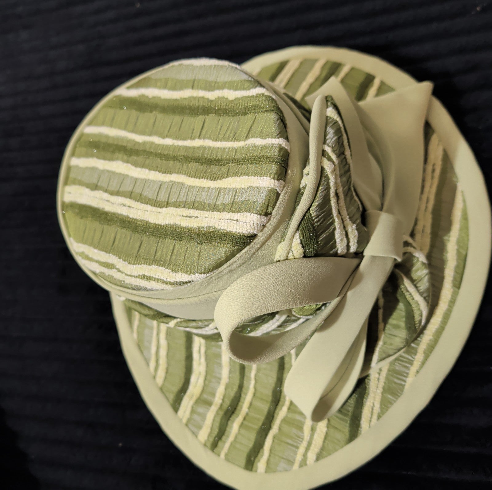 Carissimo Green Striped Wide Brim Church Derby Hat Bow Ribbon Vintage