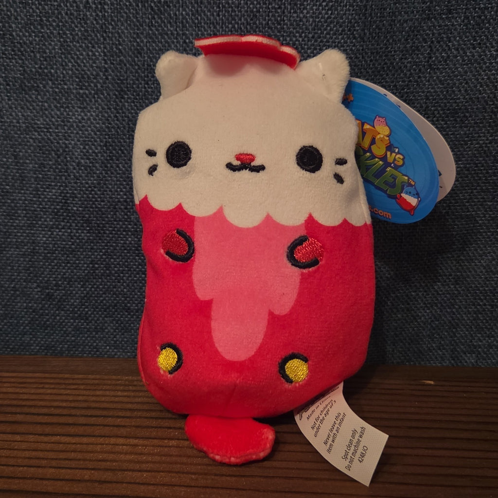 Cats vs Pickles Pawberry Purr-fait #141 Bean Plush 4"