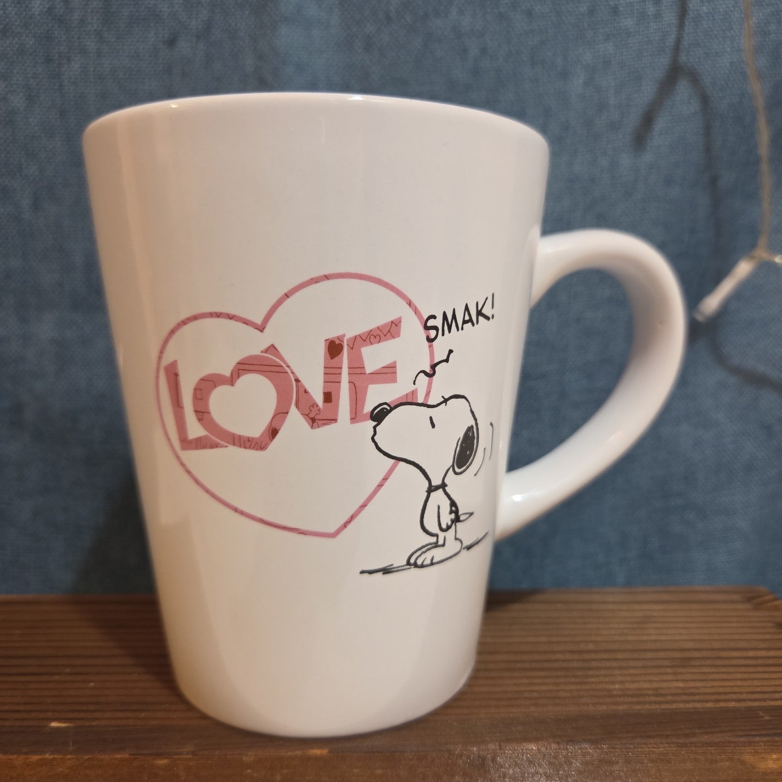 Peanuts Snoopy Love Smak 16oz Ceramic Mug Woodstock Heart Cartoon Valentine