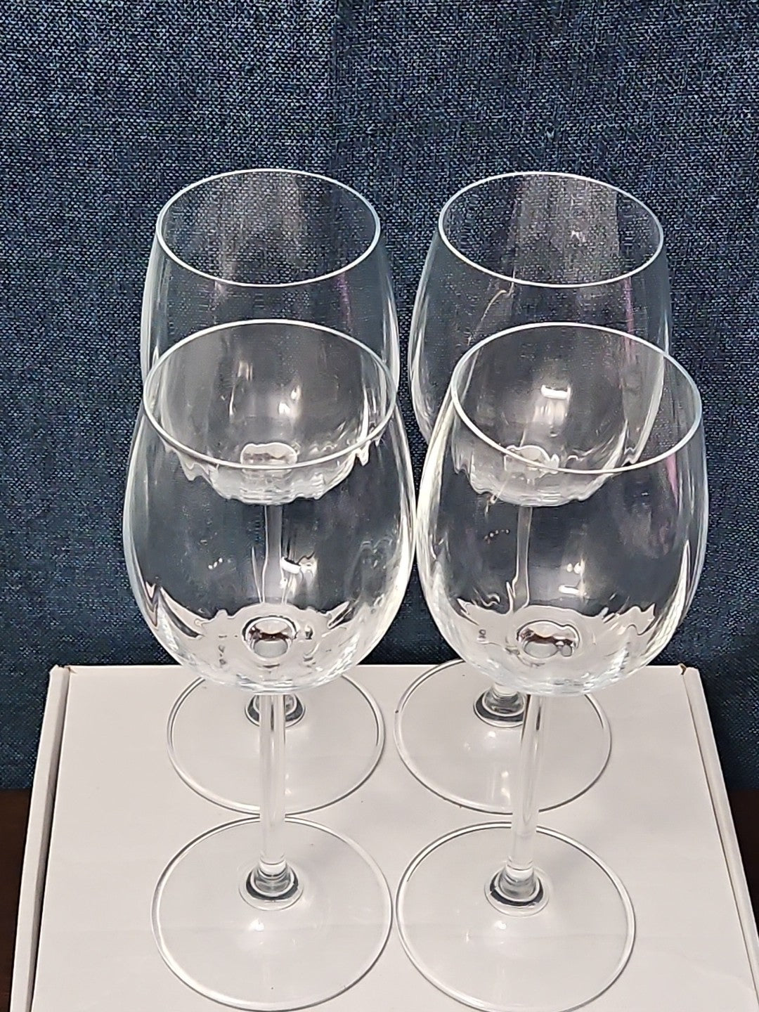 Set of 4 Clear Glass Stemmed Wine Glasses Balloon Bowl All-Purpose Stemware