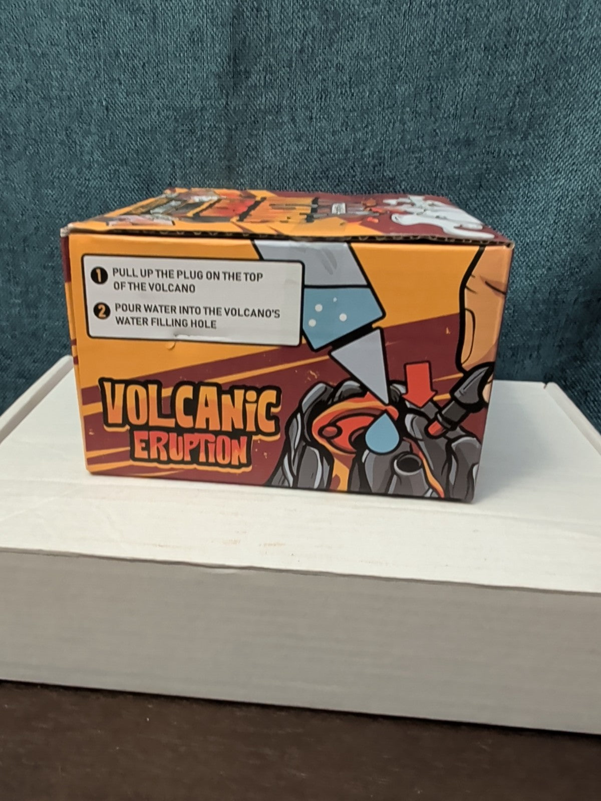 NEW DINOBROS Volcanic Eruption Toy | Mist-Spouting Volcano Kids Dinosaur Sound