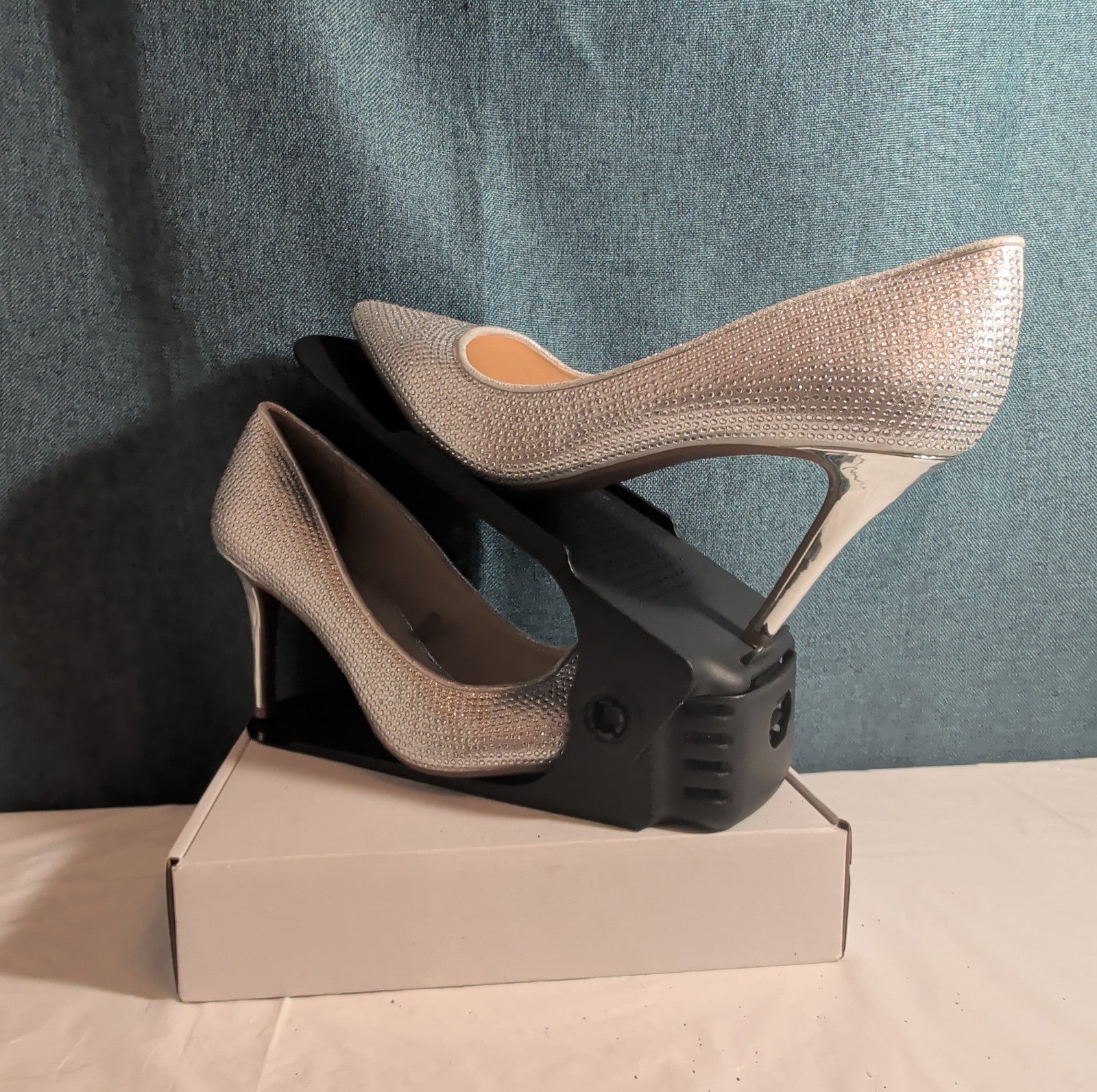 Jessica Simpson Lindiza Rhinestone Pumps 8M Silver Sparkly Stiletto Heels 39