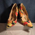 Liliana Fruit Print Pumps 8.5 Scalloped Stiletto Heels Watercolor Fruit Salad