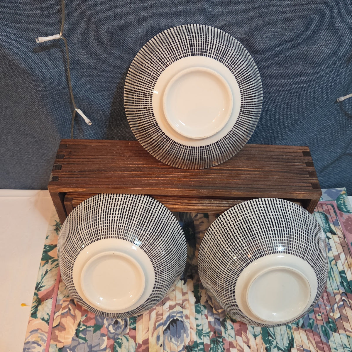 Royal Norfolk Set 3 Ceramic Bowls 6" Black White Dashed Swirl