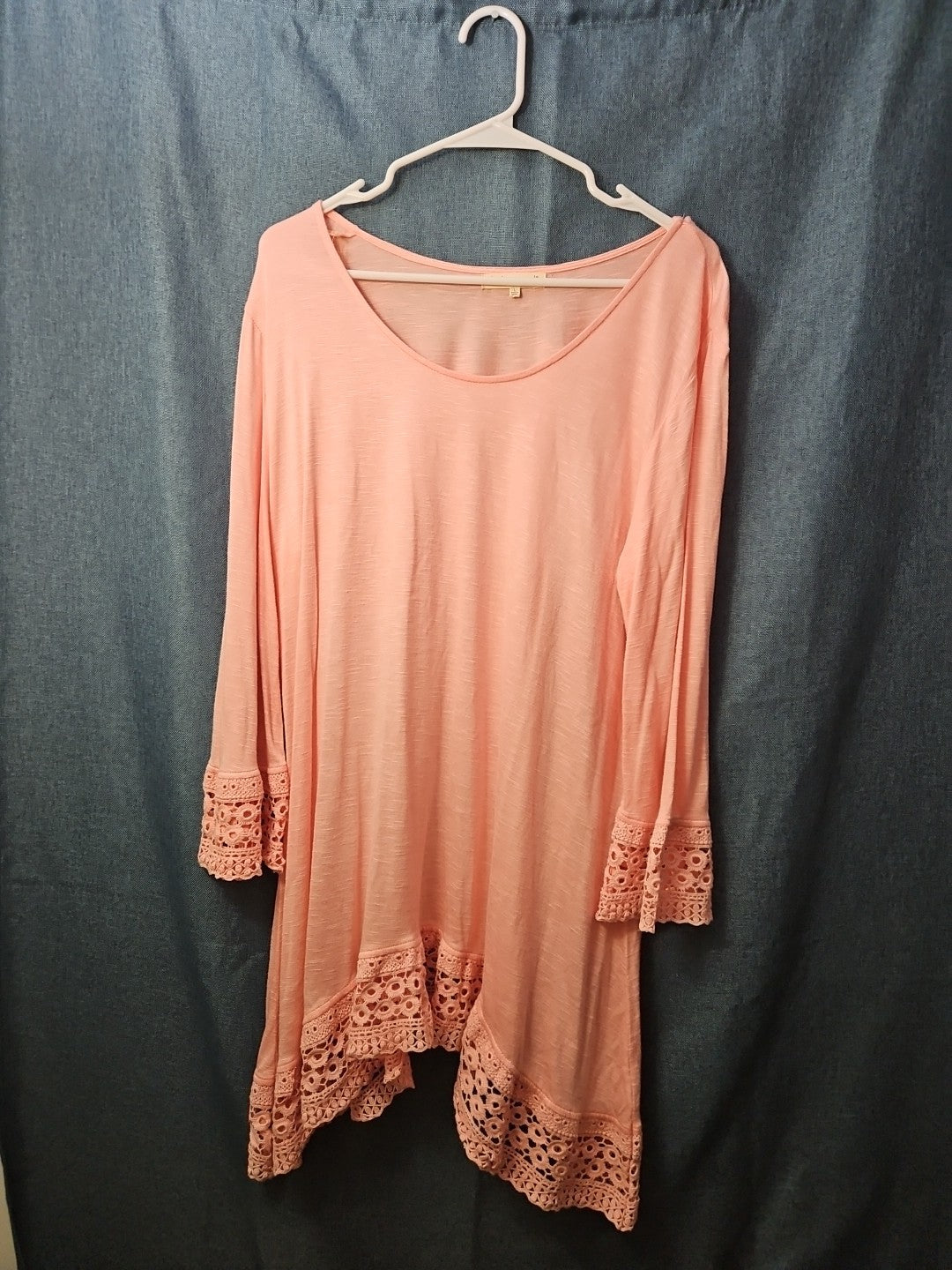 Indigo Soul Boho Tunic Top Large Pink Rayon Crochet Lace Sharkbite Hem Lagenlook