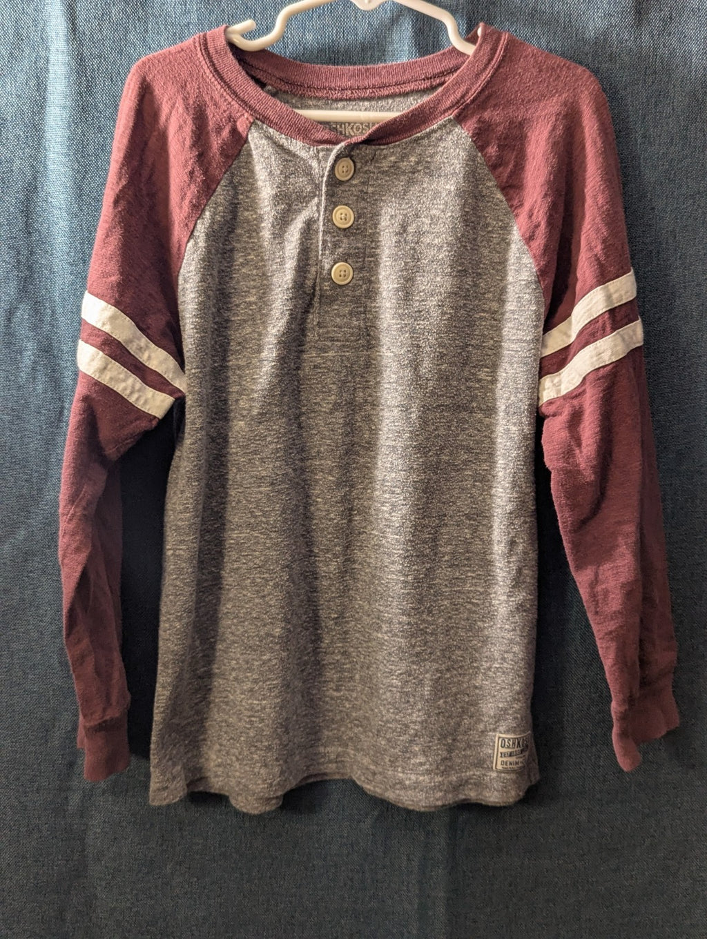 OshKosh B'gosh Boys Shirt Size 7 Henley Raglan Gray Maroon Varsity Stripe