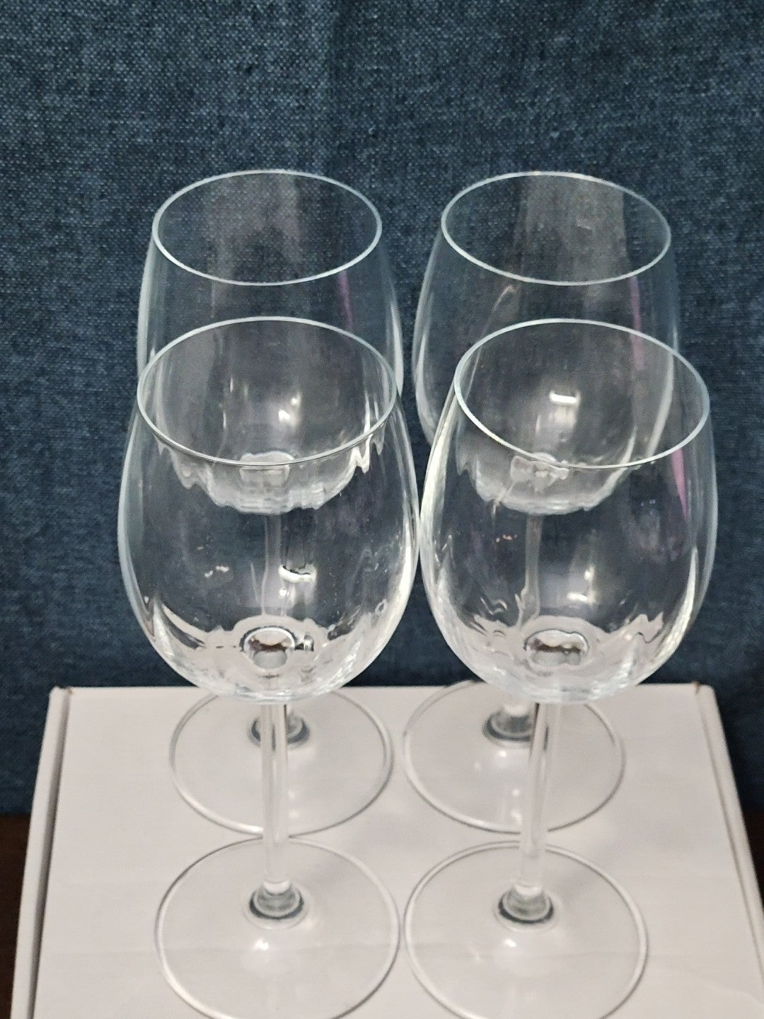 Set of 4 Clear Glass Stemmed Wine Glasses Balloon Bowl All-Purpose Stemware