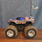 Hot Wheels Monster Jam Bounty Hunter Mud Treads Diecast 2012