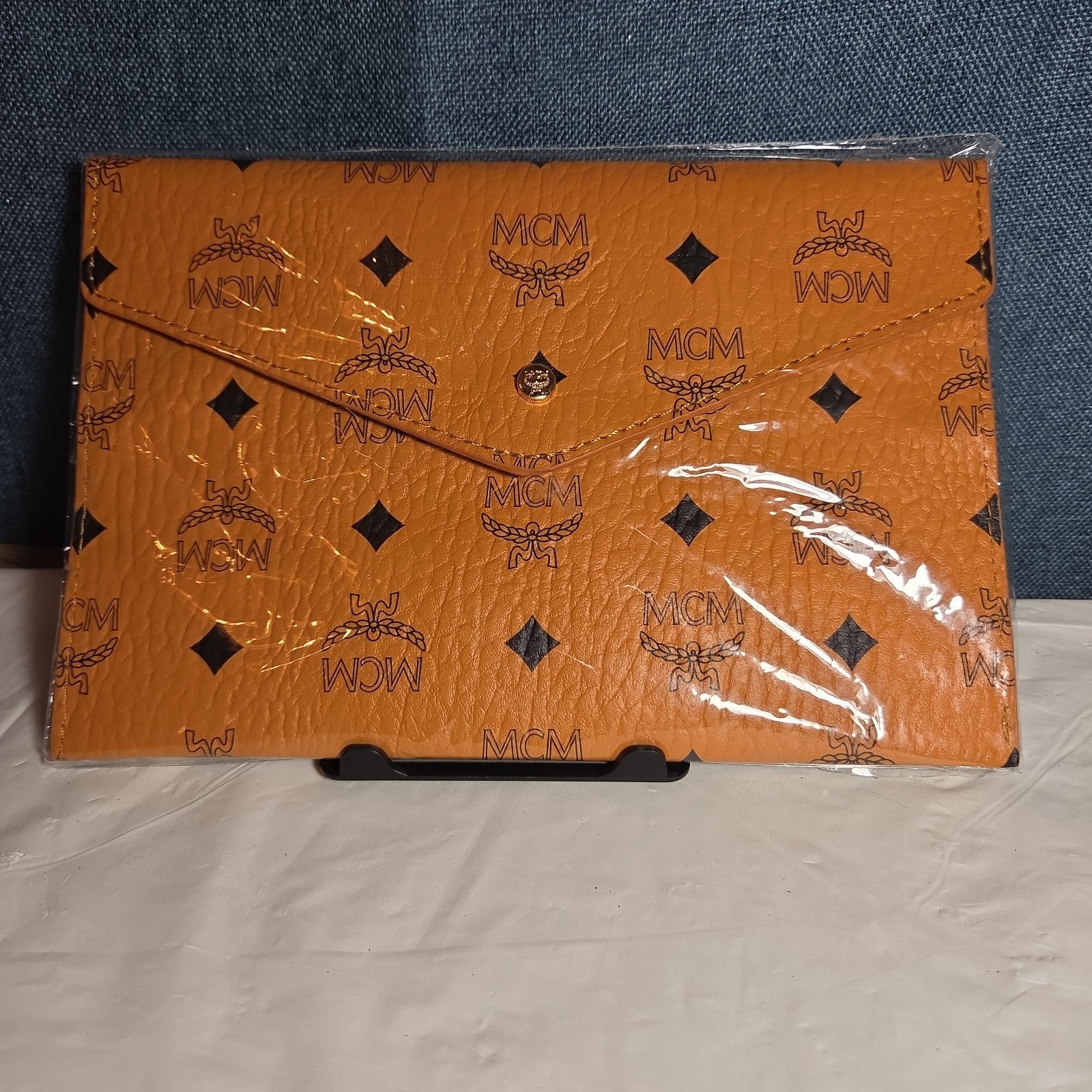MCM Visetos Envelope Pouch Cognac Monogram Beauty Clutch NIB 200838