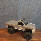 First Gear Custom Ford F-250 Lifted Peak Suspension Diecast Off-Road