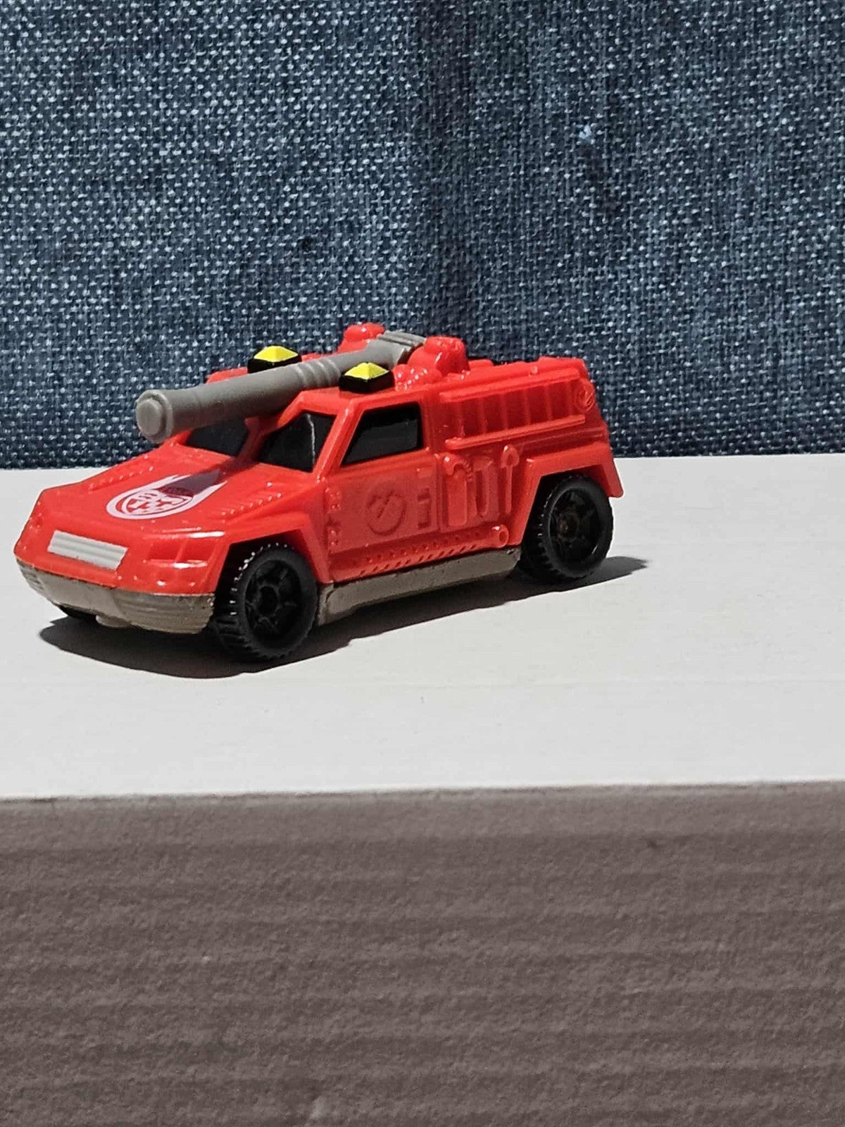 1997 McDonald's Hot Wheels FIRE TRUCK #5 Red Rescue Vehicle 90s Vintage Loose