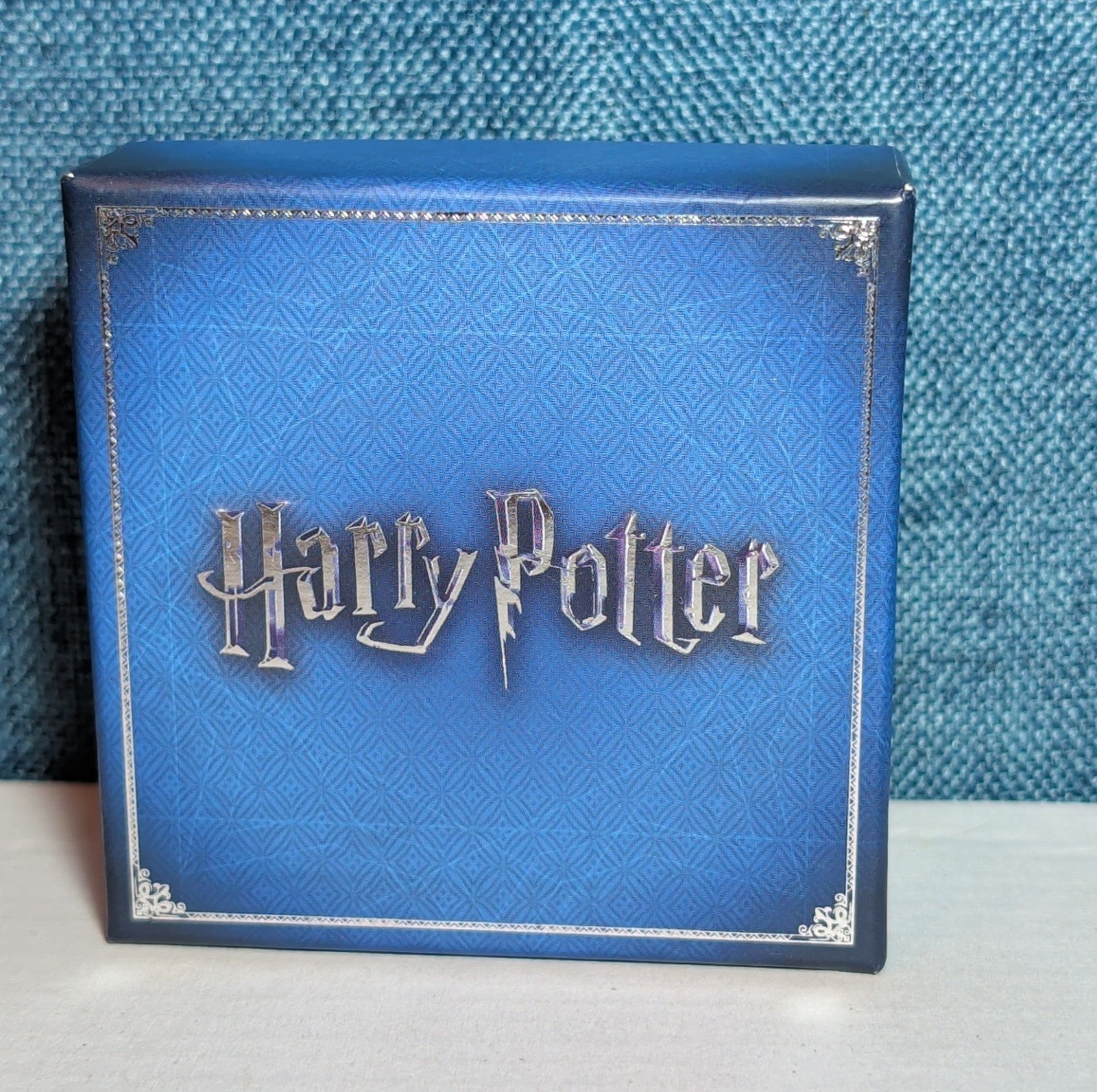 Harry Potter Hogwarts Crest Pocket Watch Brass Tone Steampunk Retro NIB