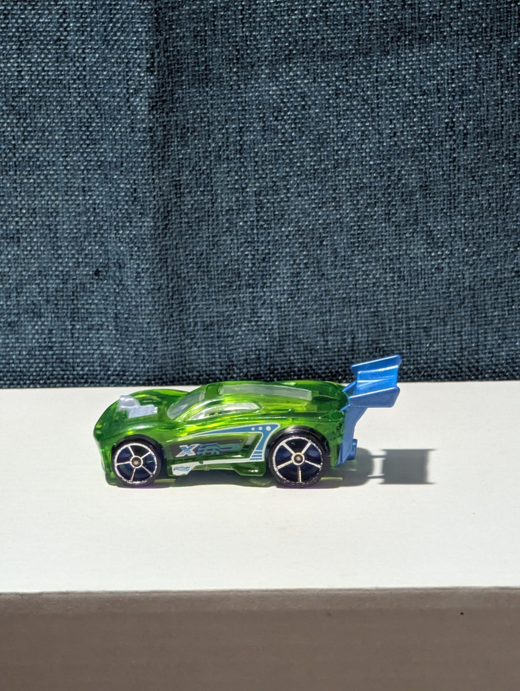 Hot Wheels Paradigm Shift | 2016 X-Raycers 5-Pack | Translucent Green | Loose