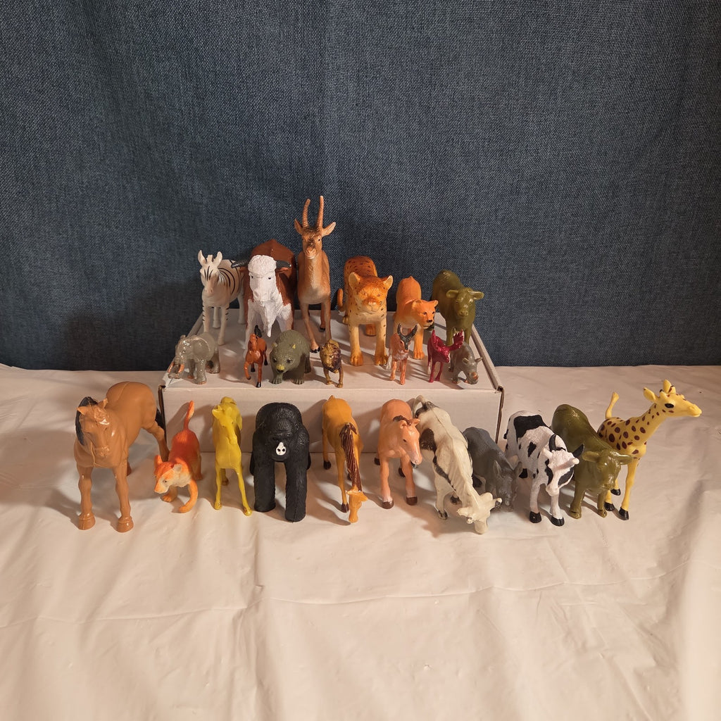 Plastic Animal Figures Toy Lot 24pc Safari Farm Zoo Animals