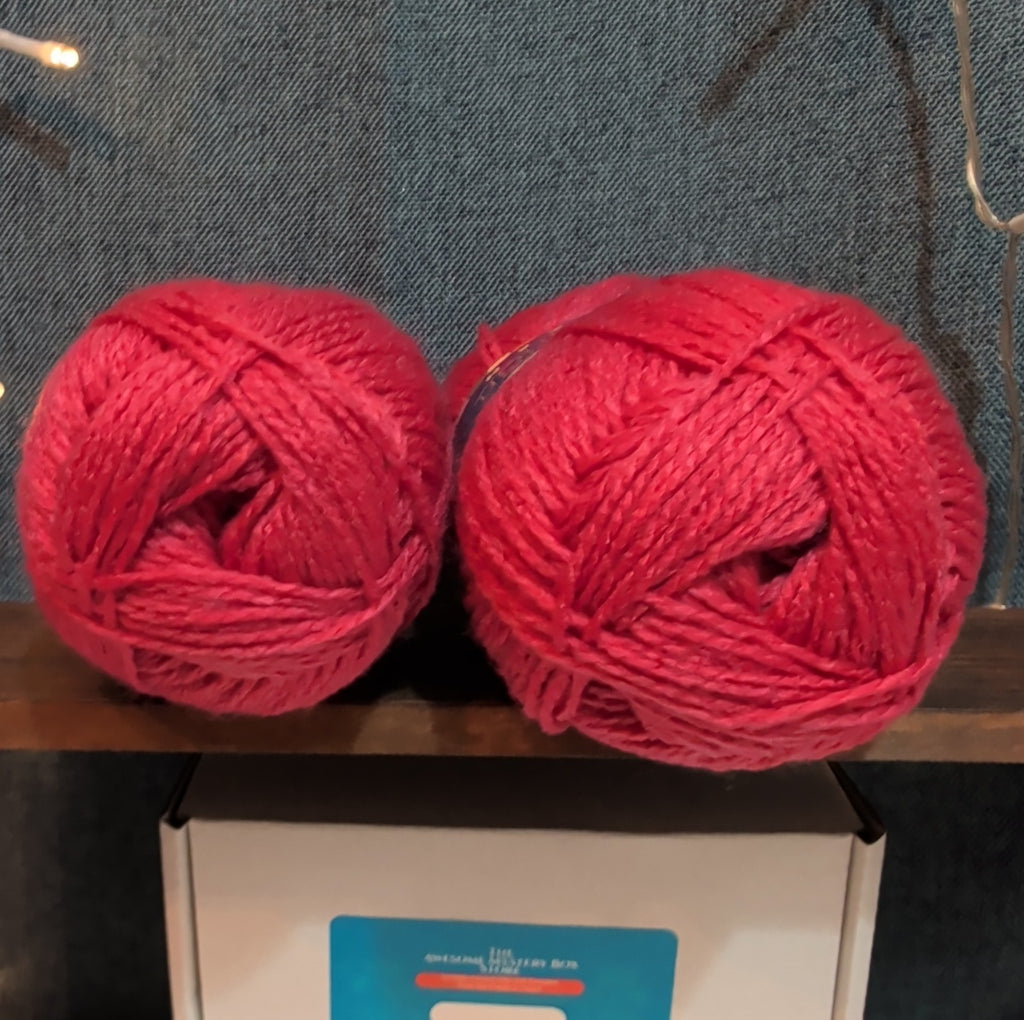 Herrschners Afghan Yarn Lot 2 Skeins 2 Ply  Grapefruit Acrylic 220 Yards Each